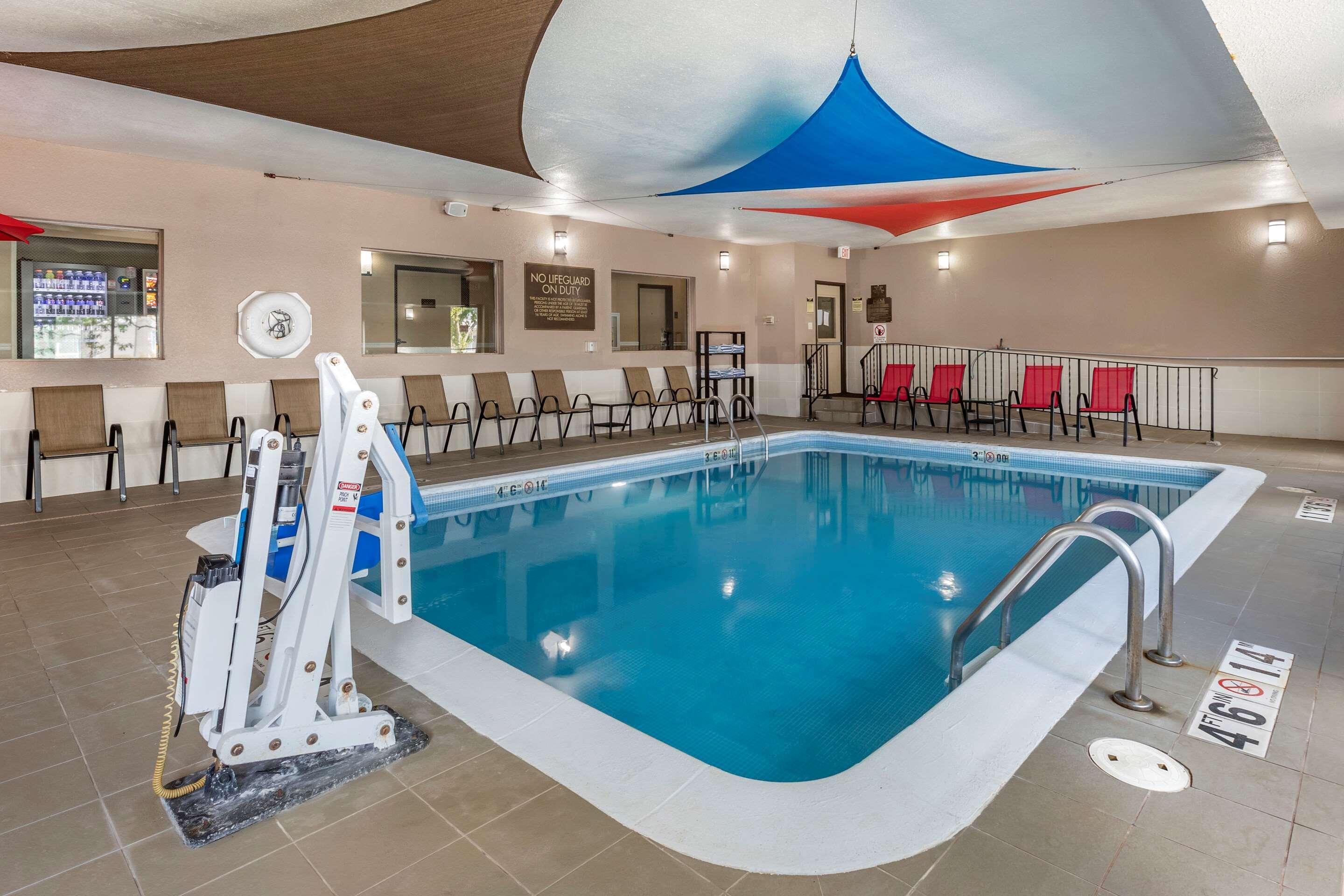 Comfort Inn Moline - Quad Cities Eksteriør bilde